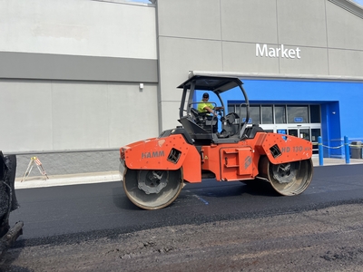 EVERLAST BLACKTOP ROLLING WALMART PARKING LOT 